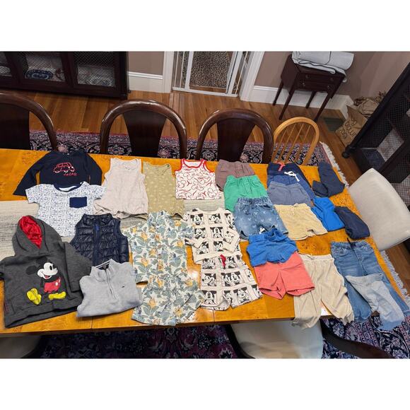 Lot of 25+ 18-24m Clothes - Picture 1 of 15
